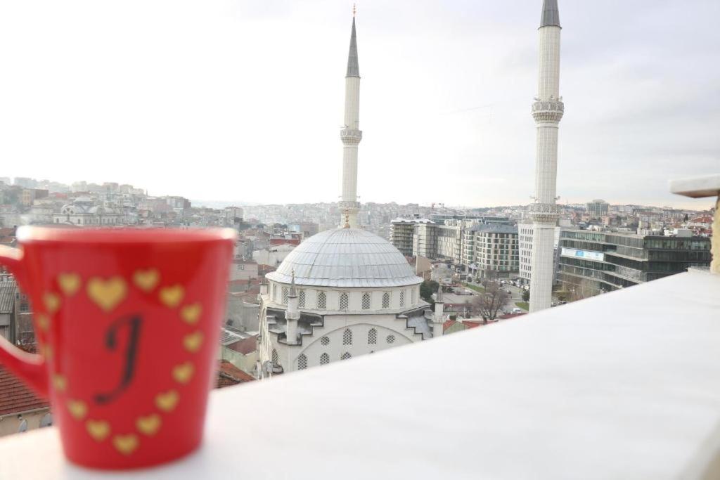 Taksim White Suit Стамбул Экстерьер фото